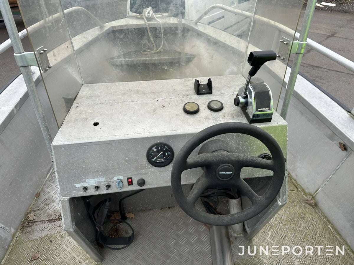 Aluminiumbåt Riwall 560 JE med trailer