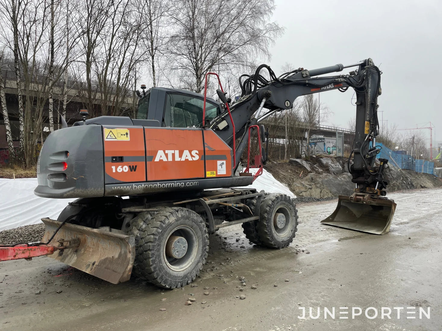 Hjulgrävare Atlas 160 W med tillbehör