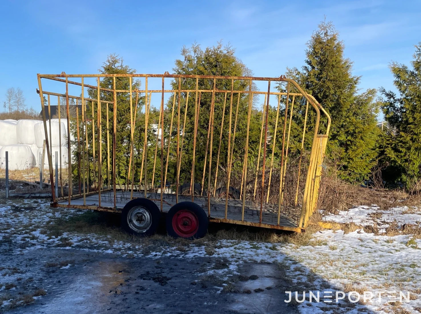 2x Balvagn för mindre balar