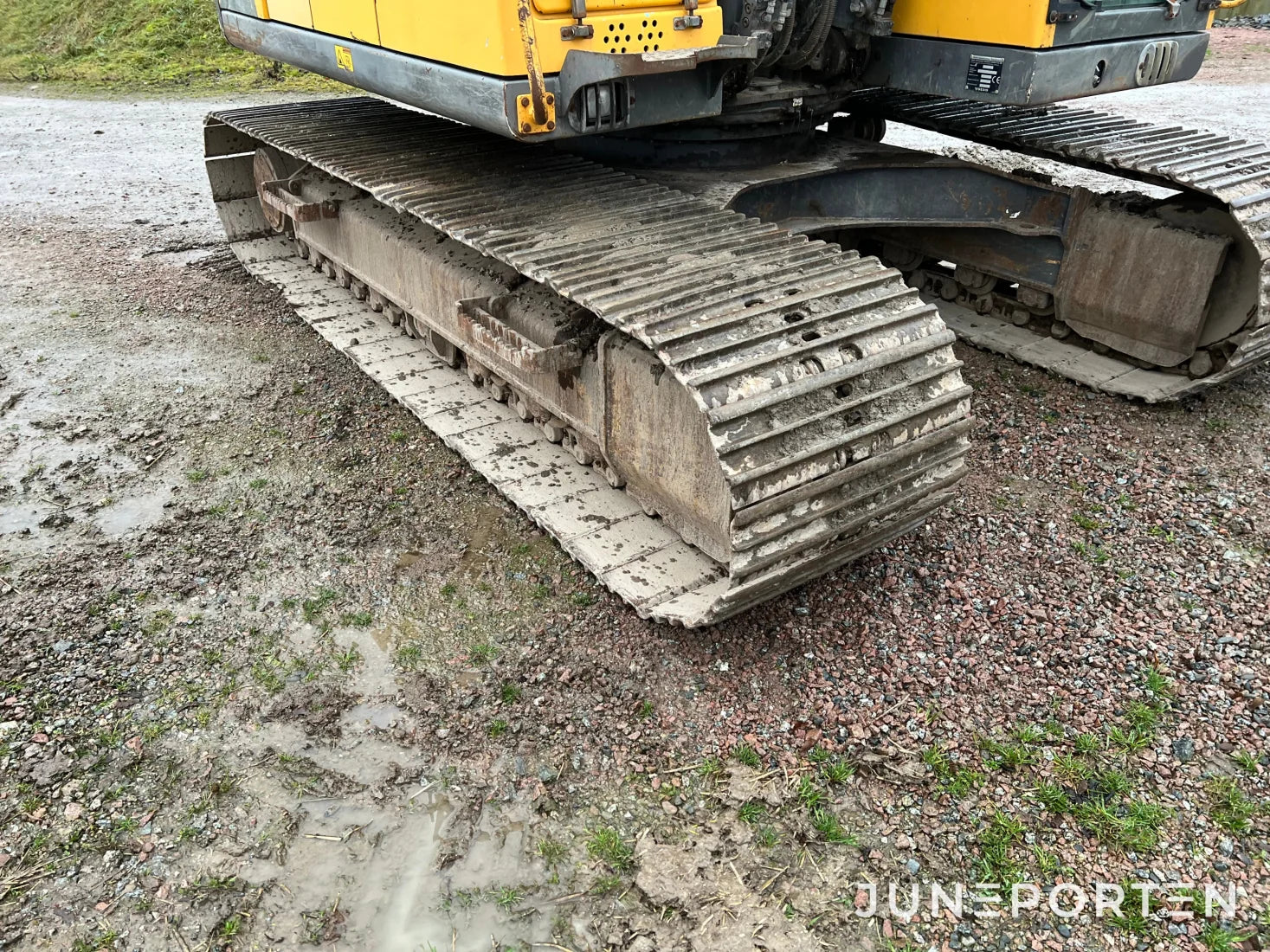 Bandgrävare Volvo EC140B LC