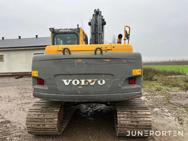 Bandgrävare Volvo EC140B LC