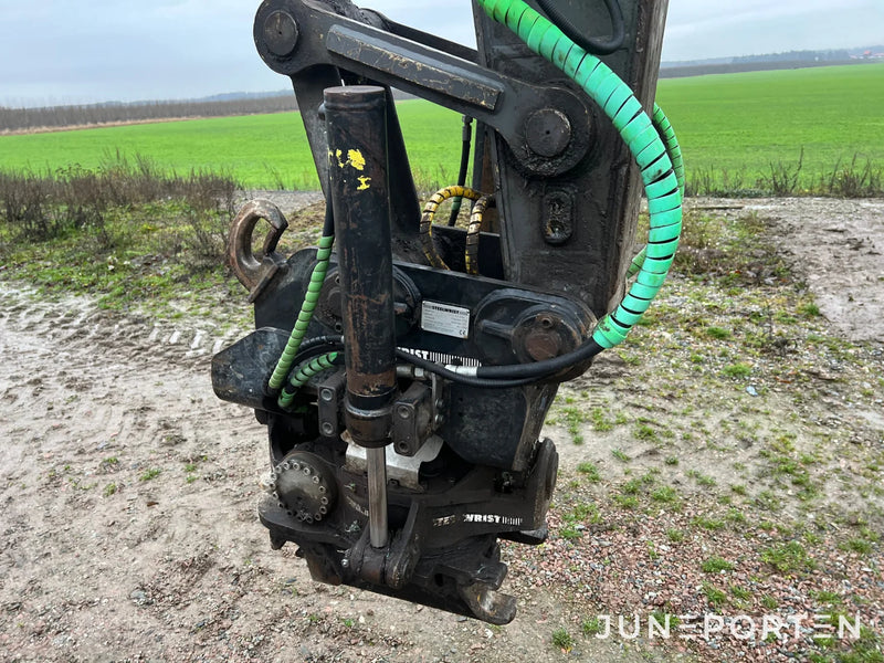 Bandgrävare Volvo EC140B LC