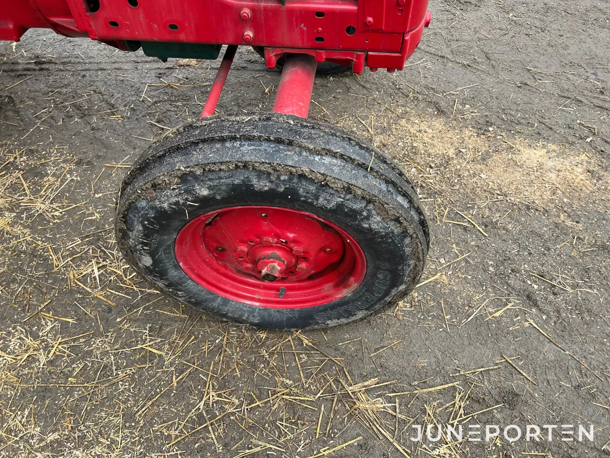 Bolinder-Munktell Buster 400