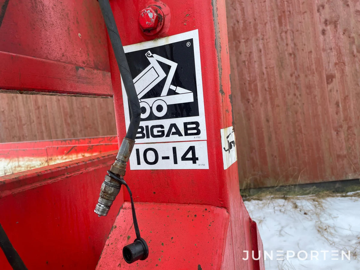 Lastväxlare Bigab 10-14 med flak