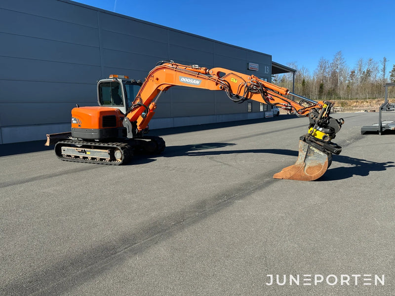 Grävmaskin Doosan DX85R-3