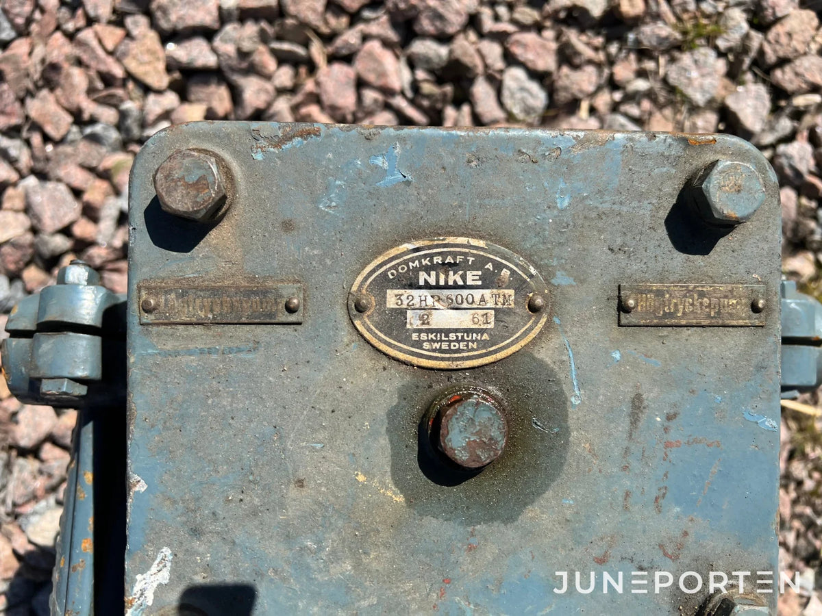 Hydraulpump med lyftcylinder Nike