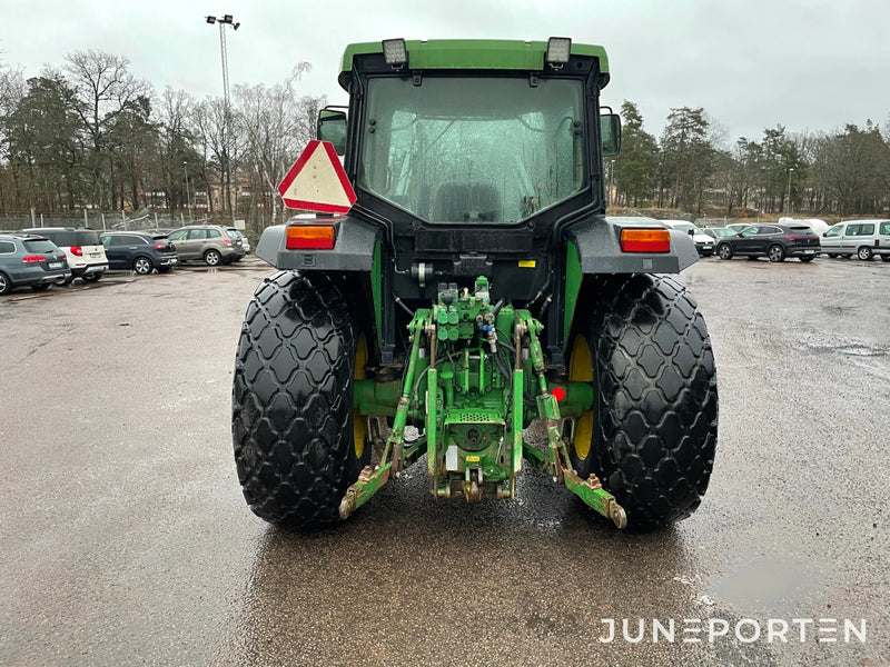 John Deere 6010 SE med lastare & fronlyft