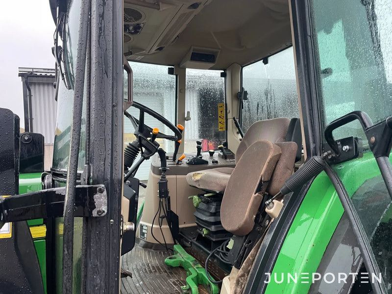 John Deere 6010 SE med lastare & fronlyft