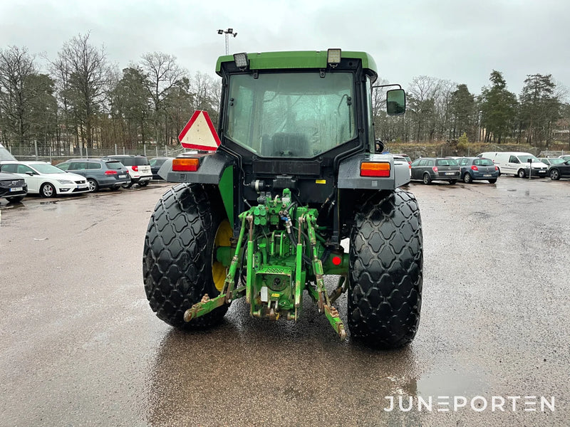 John Deere 6010 SE med lastare & fronlyft