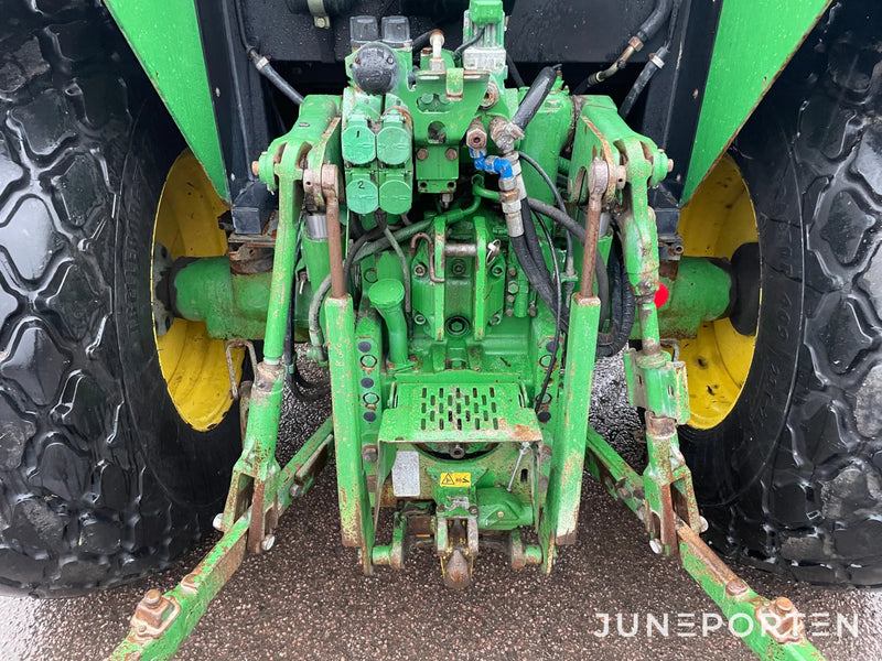John Deere 6010 SE med lastare & fronlyft