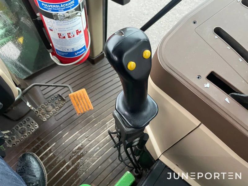 John Deere 6010 SE med lastare & fronlyft
