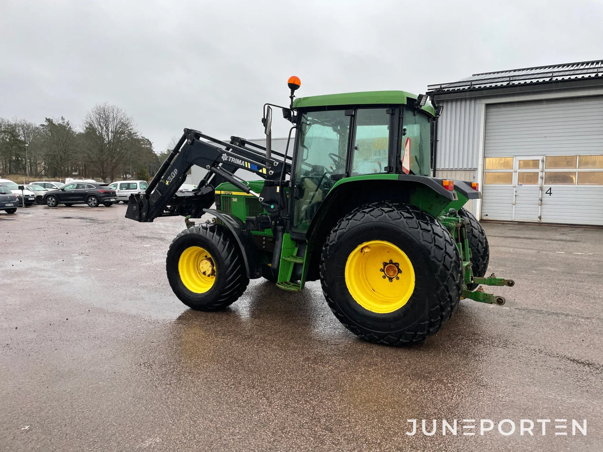John Deere 6010 SE med lastare & fronlyft