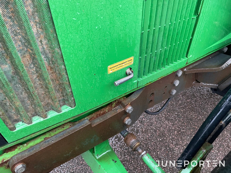 John Deere 6010 SE med lastare & fronlyft