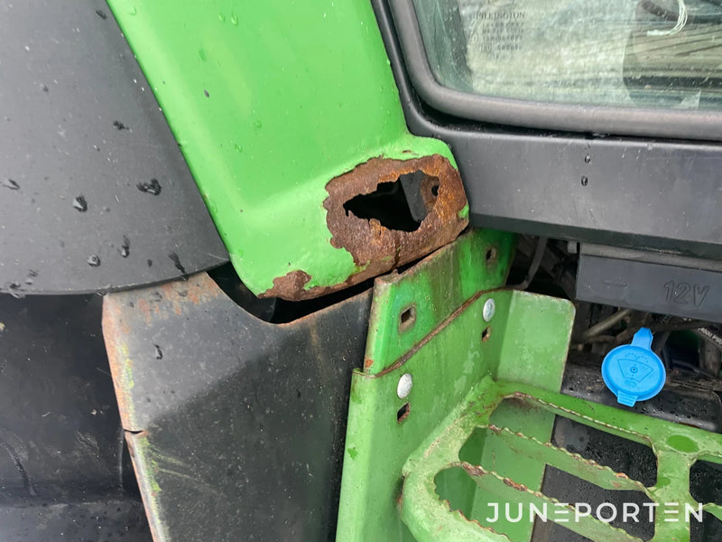 John Deere 7530 med Vikplog & Sandspridare
