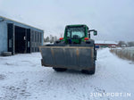 John Deere 7530 med Vikplog & Sandspridare