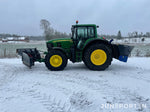 John Deere 7530 med Vikplog & Sandspridare