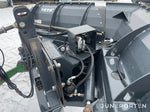 John Deere 7530 med Vikplog & Sandspridare