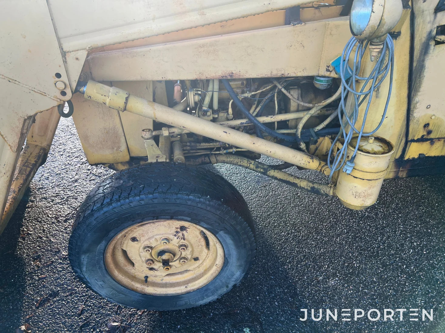 Massey Ferguson 205 converter