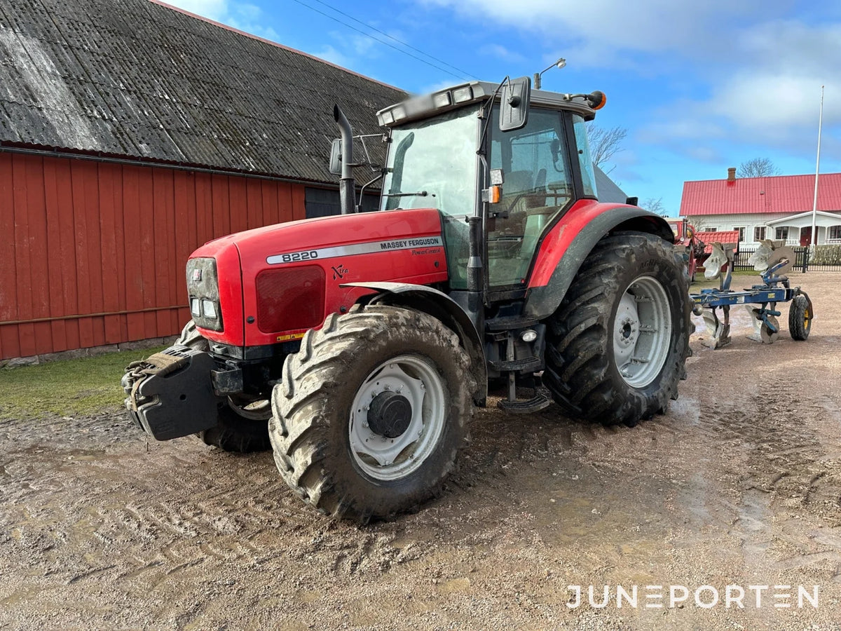 Massey Ferguson 8220-4