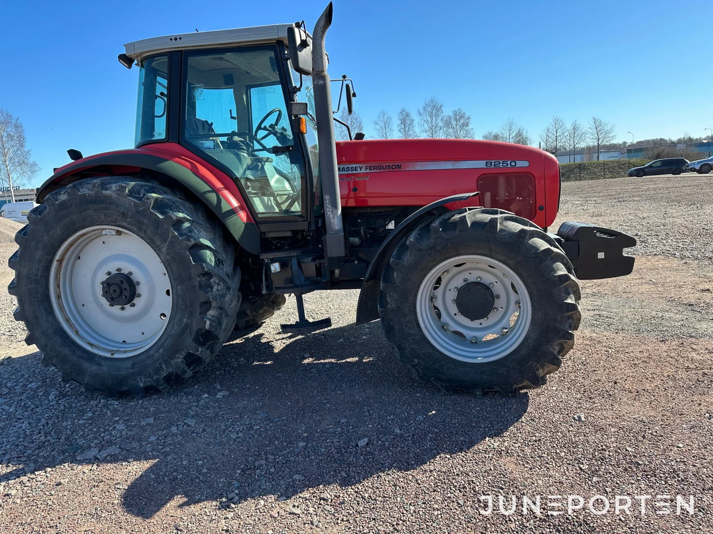 Massey Ferguson 8250-4