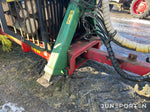 Möre skogsvagn med kran