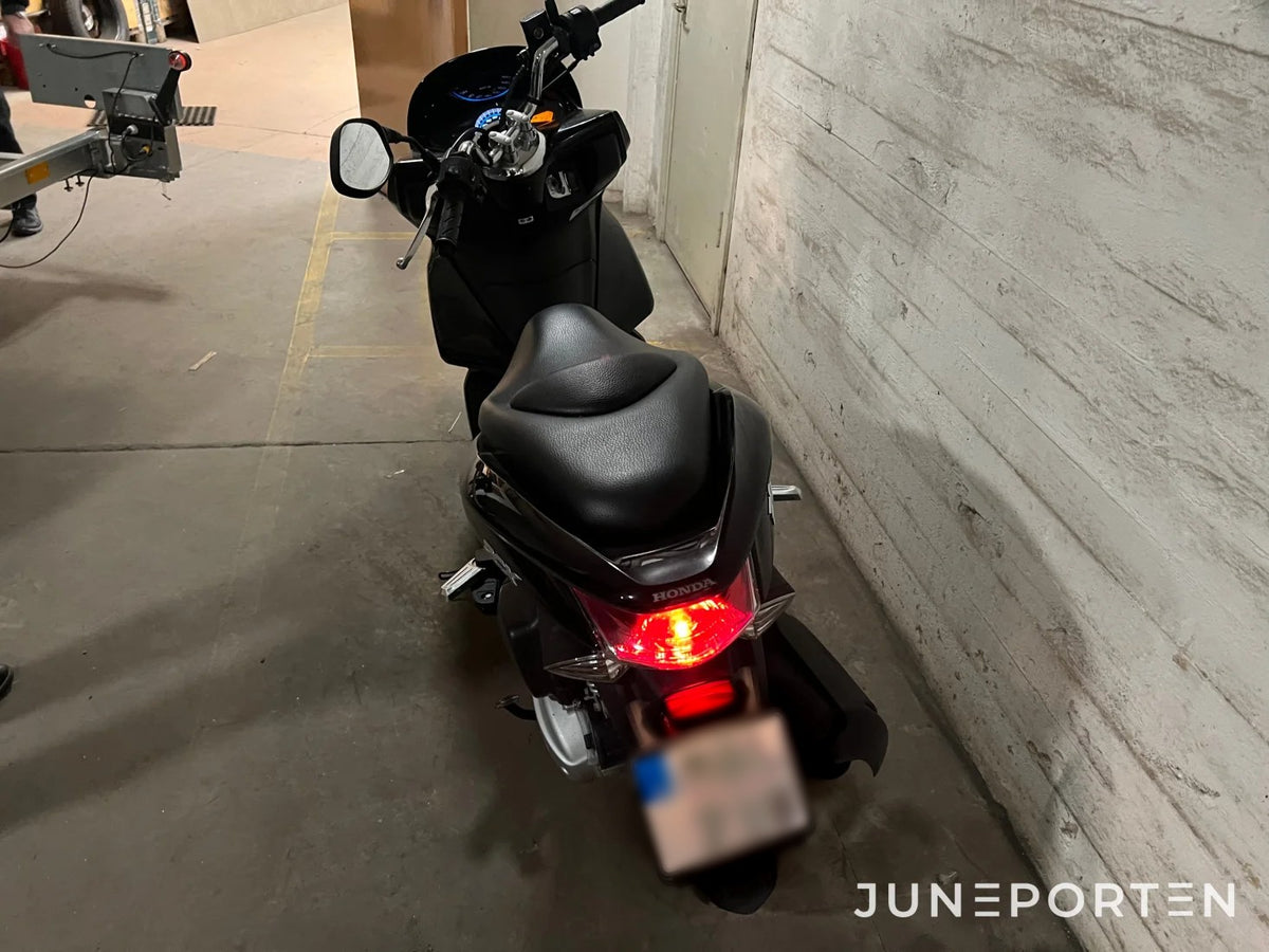 Motorcykel Honda PCX 125