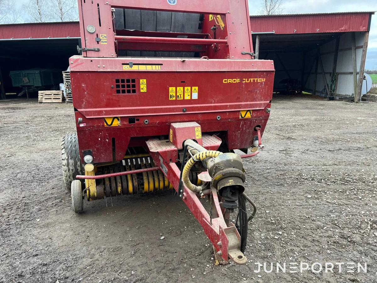Rundballspress New Holland 648