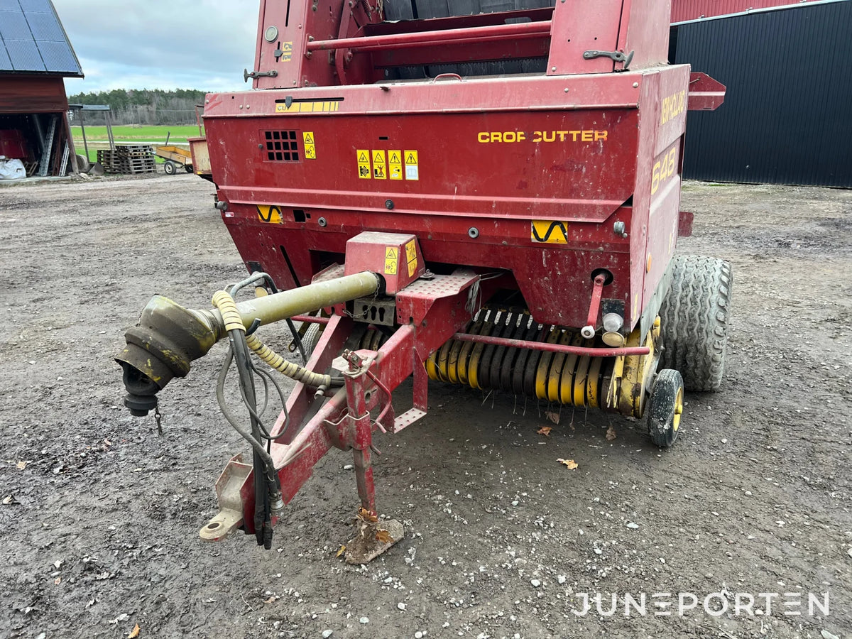 Rundballspress New Holland 648