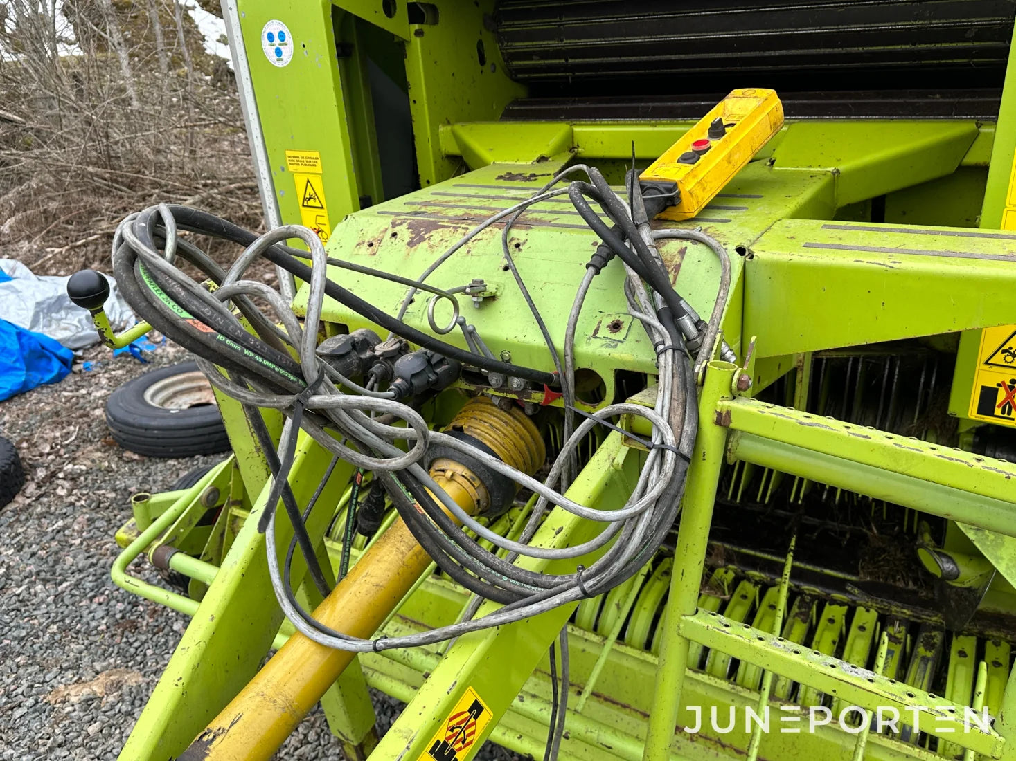Rundbalspress Claas Rollant 255 - 2001