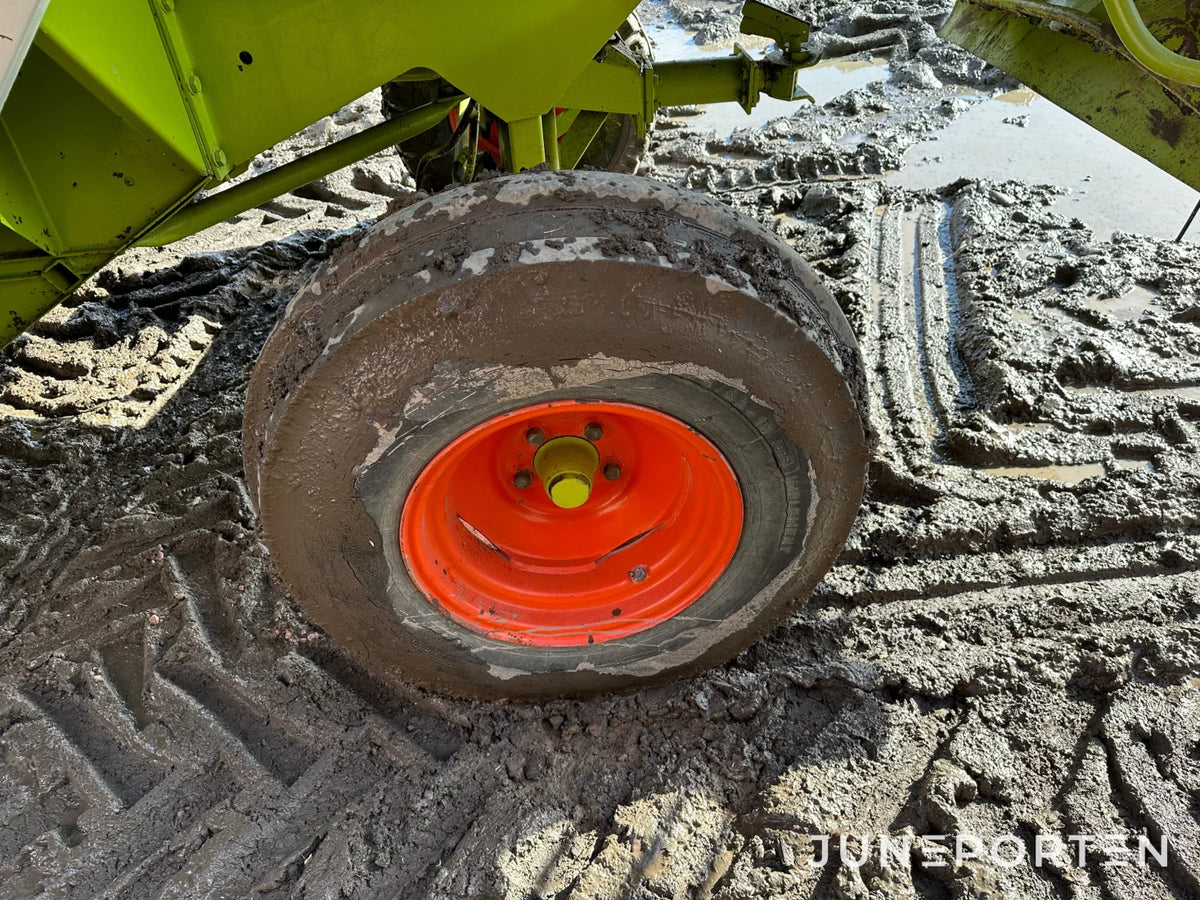 Skördetröska Claas Dominator 86