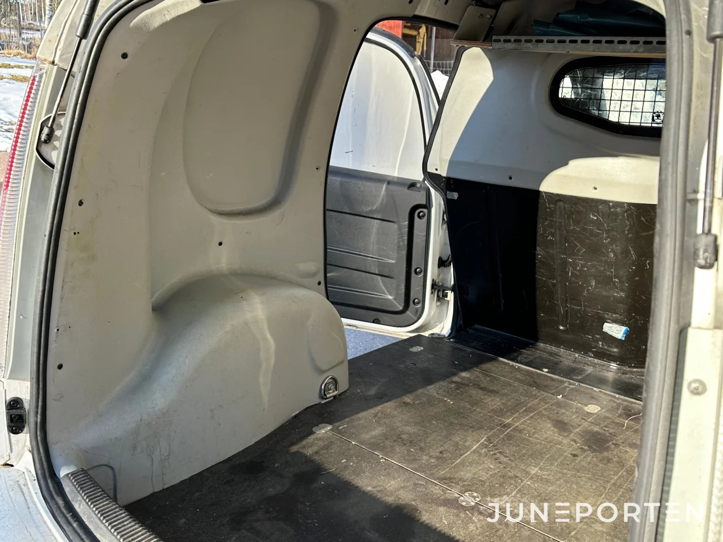 Transportbil Skoda Praktik
