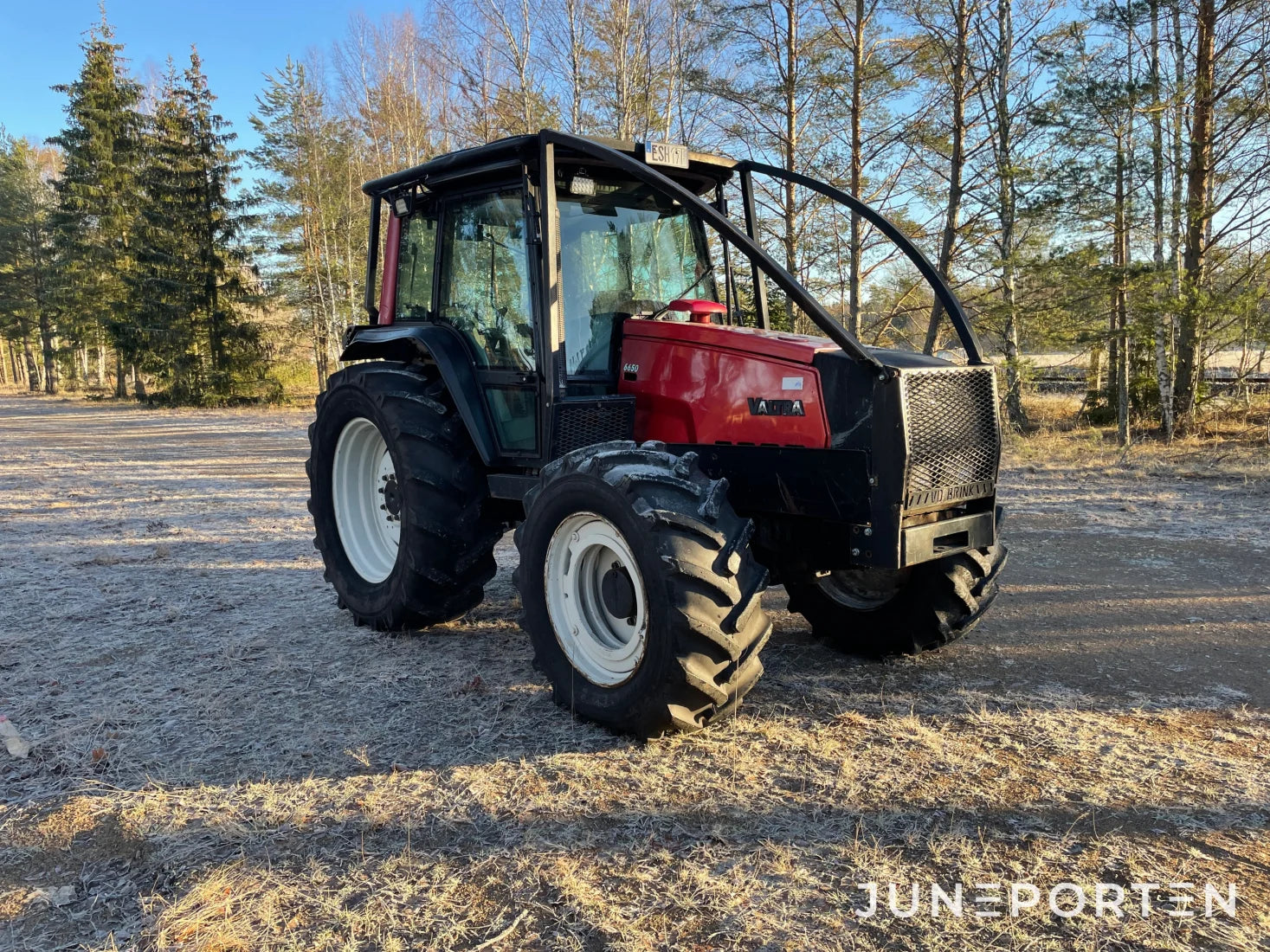 Valtra 6650 med Twintrac