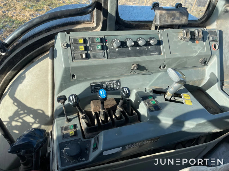 Valtra Valmet 8950-4