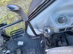 Valtra A83 med lastare & skogshytt