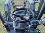 Valtra A83 med lastare & skogshytt