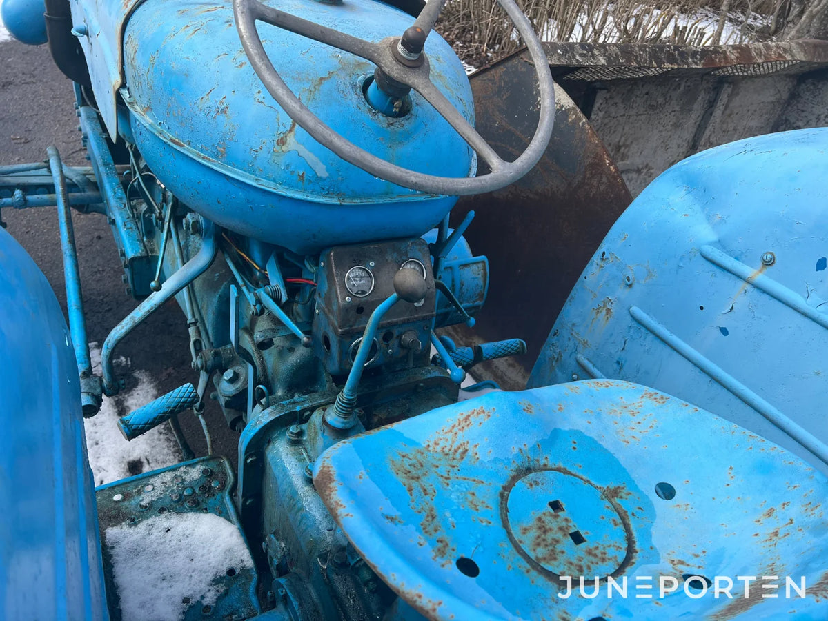 Veterantraktor Ford Major