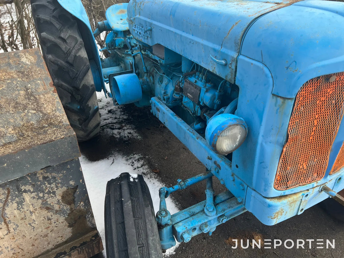Veterantraktor Ford Major