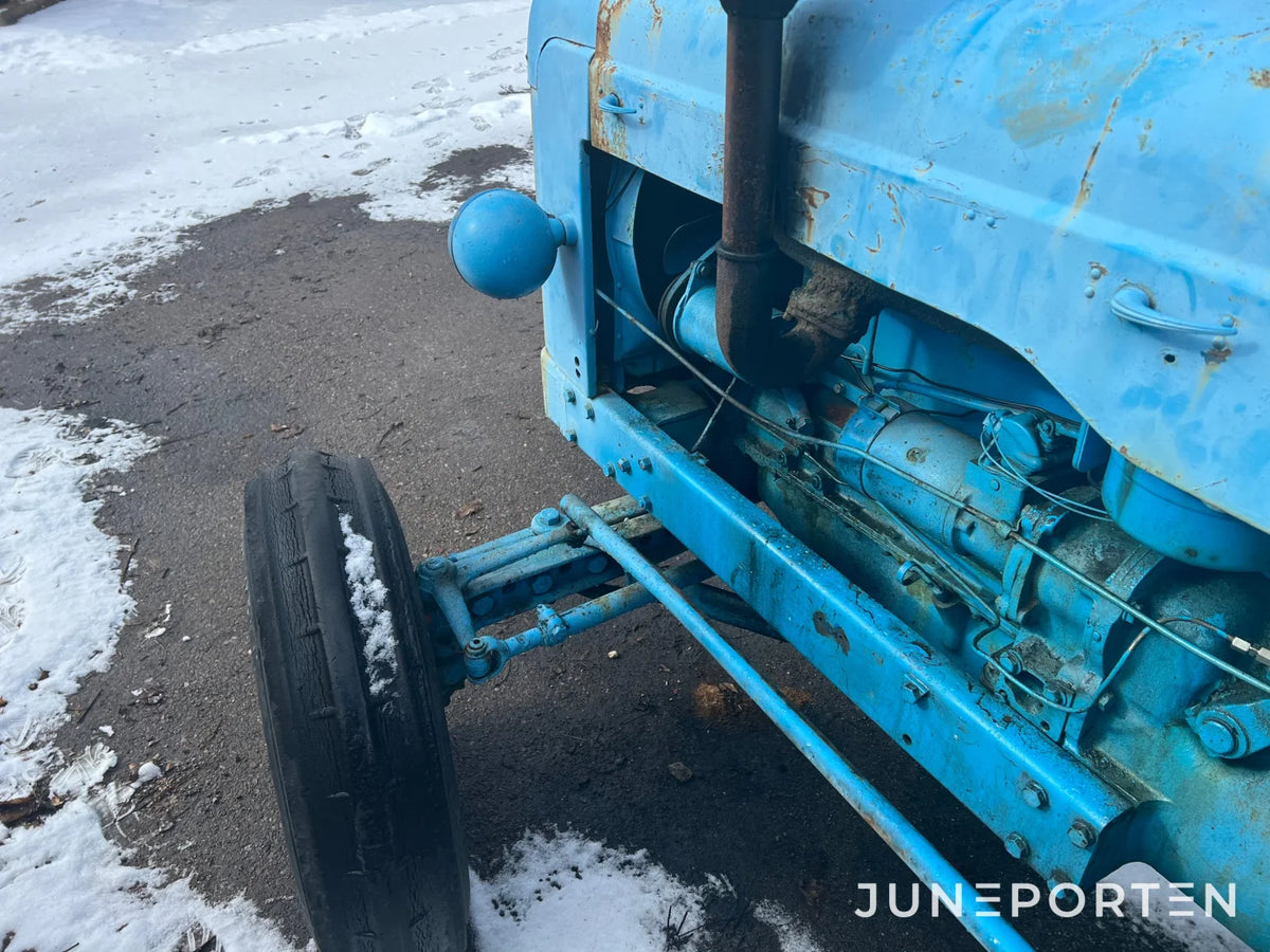 Veterantraktor Ford Major