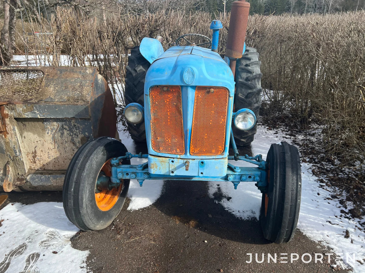 Veterantraktor Ford Major